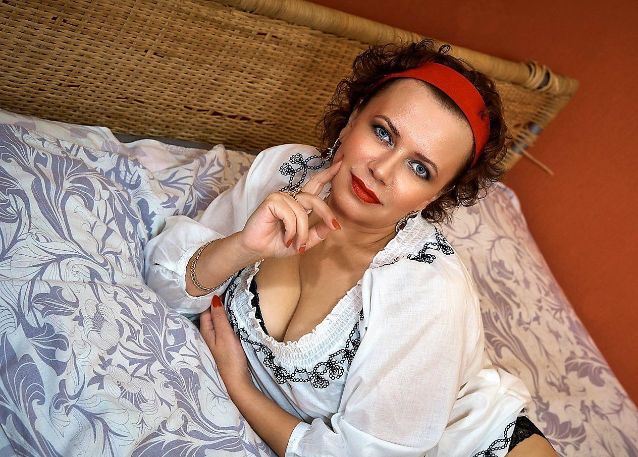 Индивидуалка Питера Лариса с 3 размером груди предлагает интим услуги у метро Площадь Ленина  +7(981)294-39-94 - фото 4