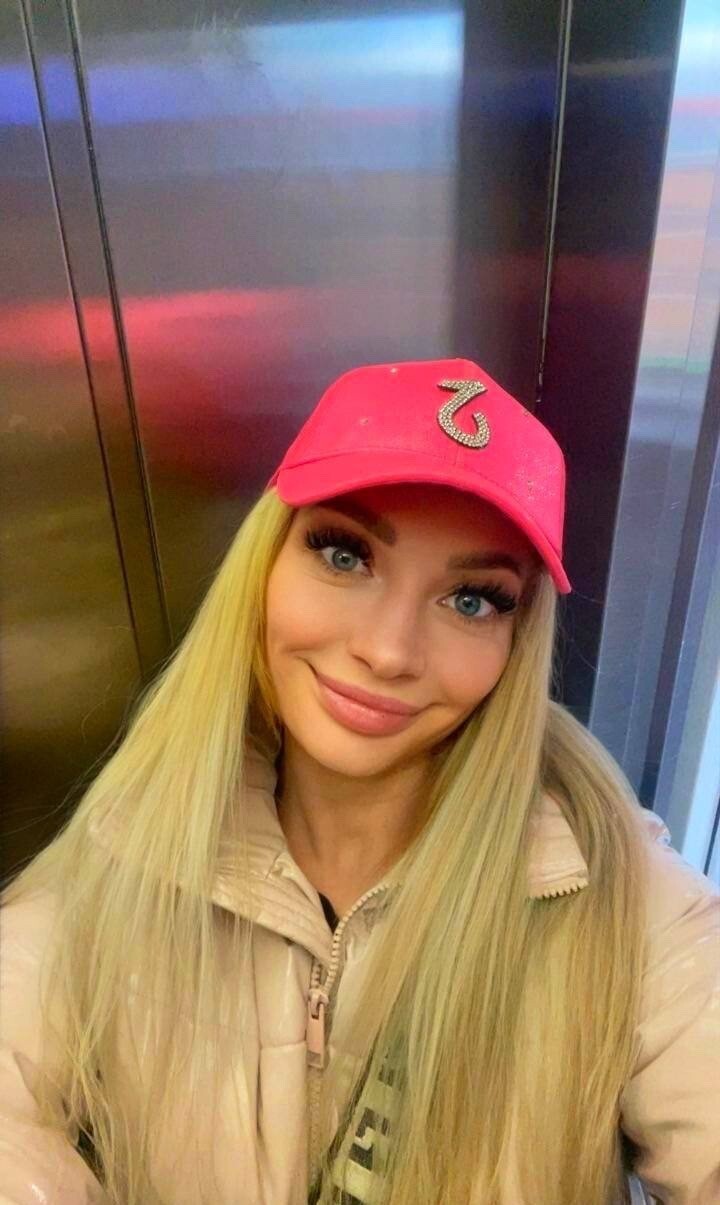 Проститутка Питера Катя с 4 размером груди предлагает интим услуги у метро Парк Победы  +7(981)214-21-80  - фото 3